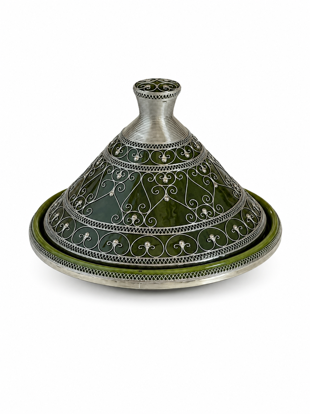 Tajine de cuisson traditionnel en terre cuite avec fil métallique fait main