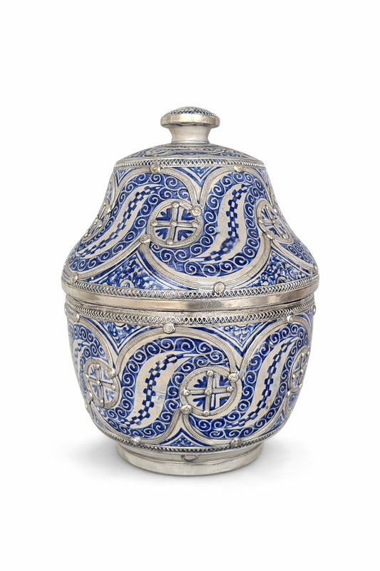 Bol moyen décoratif traditionnel en poterie avec fil métallique fait main
