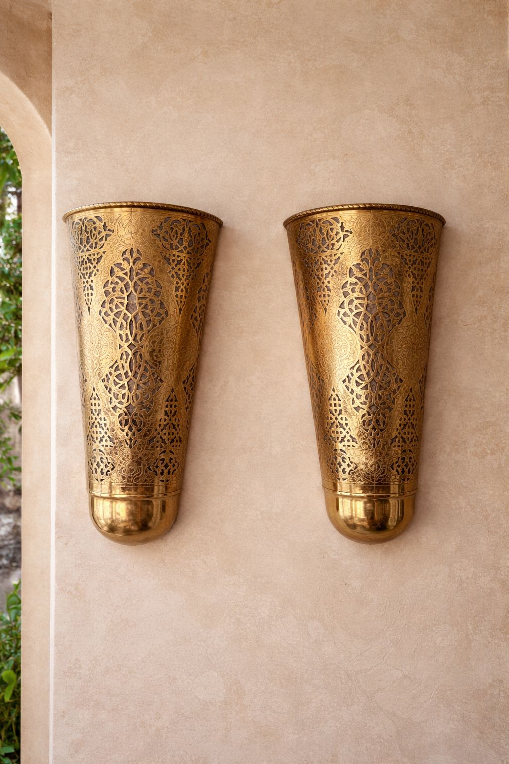 Applique murale conique en cuivre